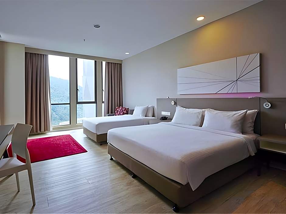 Qliq Damansara Hotel