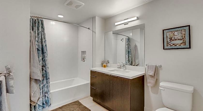 SuitesRUs Apart Hotel near Dodgers Stadium