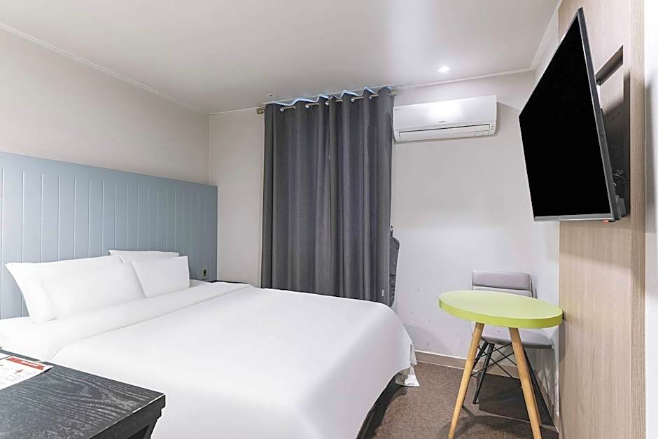 Anyang Premier Hotel XYM