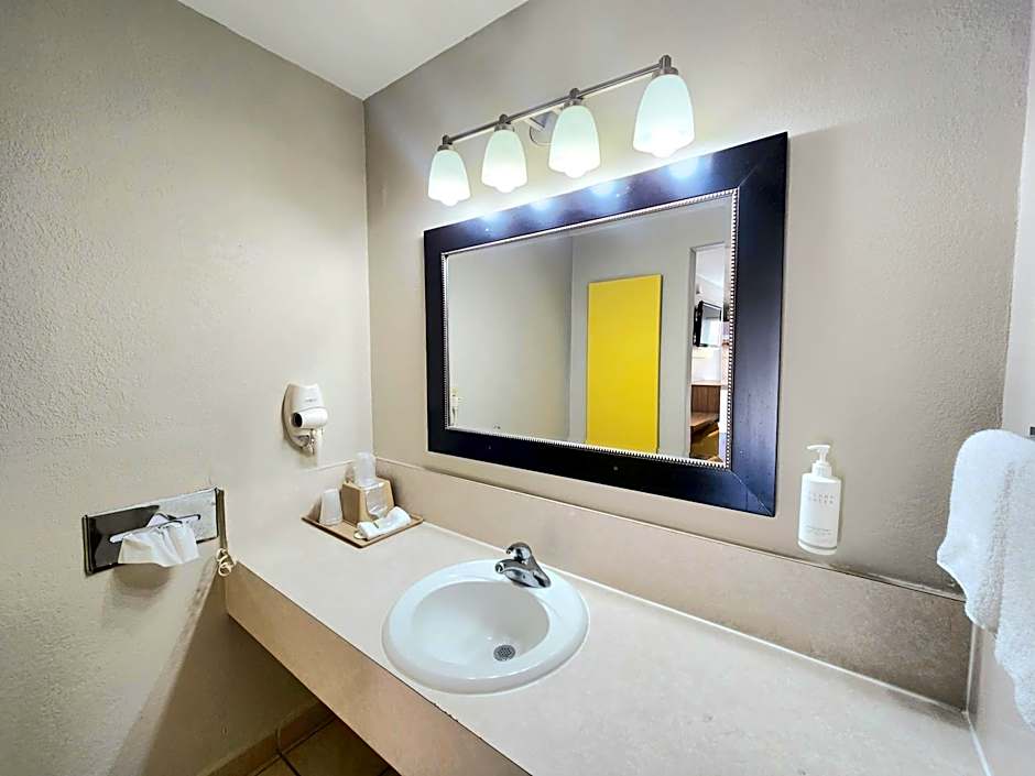 Days Inn by Wyndham McAllen