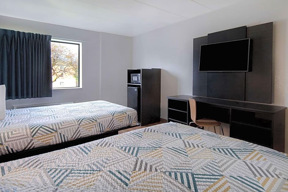Motel 6-Merrillville, IN