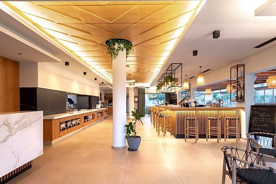 Malena Hotel & Suites - Adults Only by Omilos Hotels