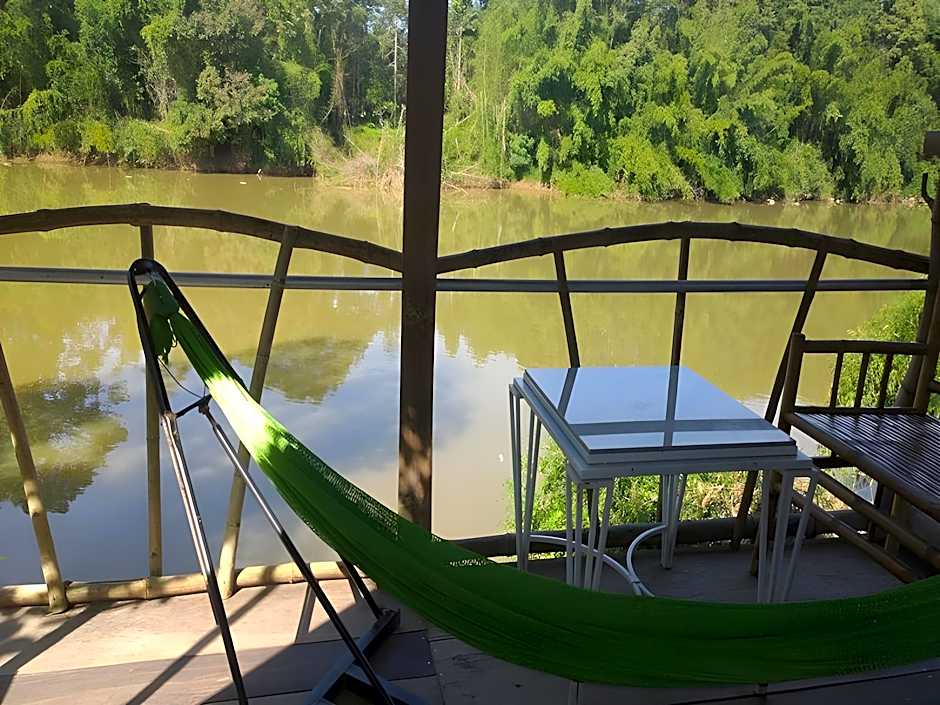 Photo 1 of 1 of Deluxe, River View