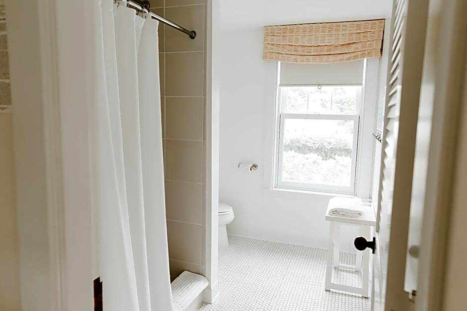 Chebeague Island Inn