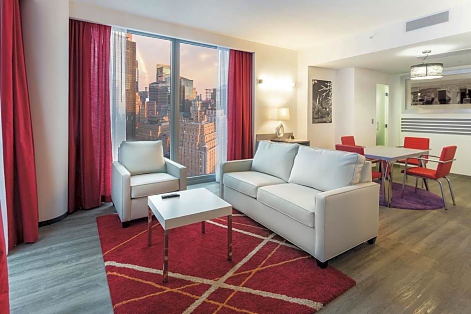 Riu Plaza New York Times Square