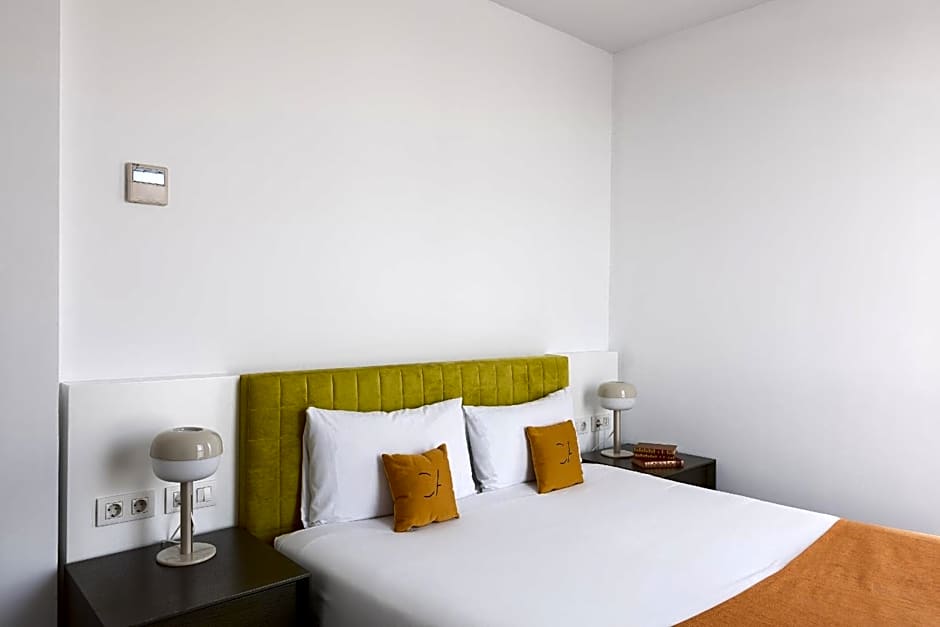 Cosmo Apartments Sants