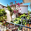 Magic Tulip Hotel