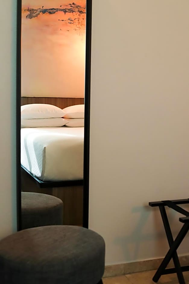 The Tryst Beachfront Hotel