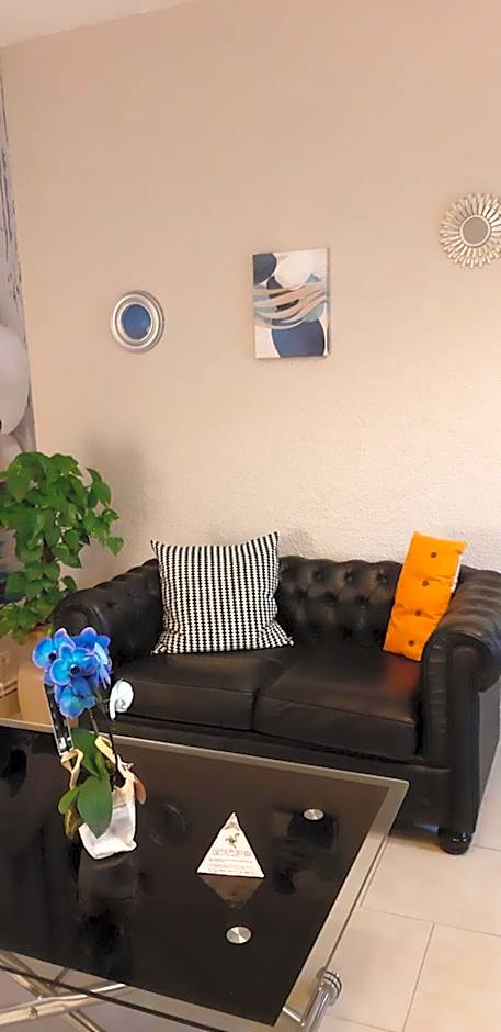 Hotel Saint François Précigné Soirée étape sur demande Proche Sablé-sur-Sarthe