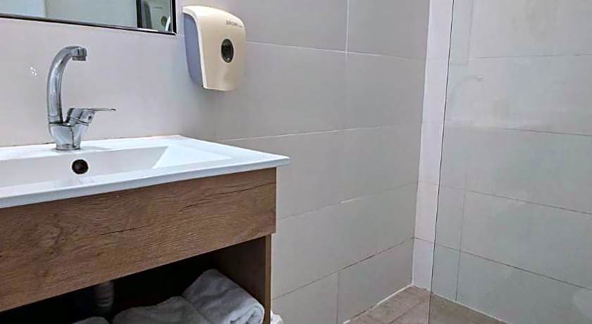 Shoresh Green Hills Hotel