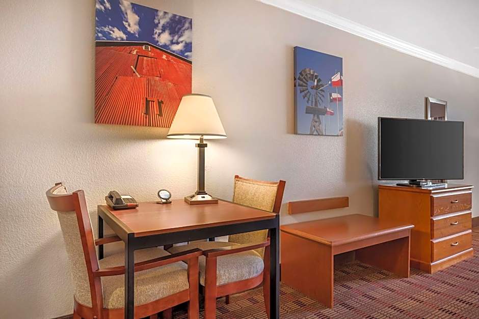 Best Western Clubhouse Inn & Suites