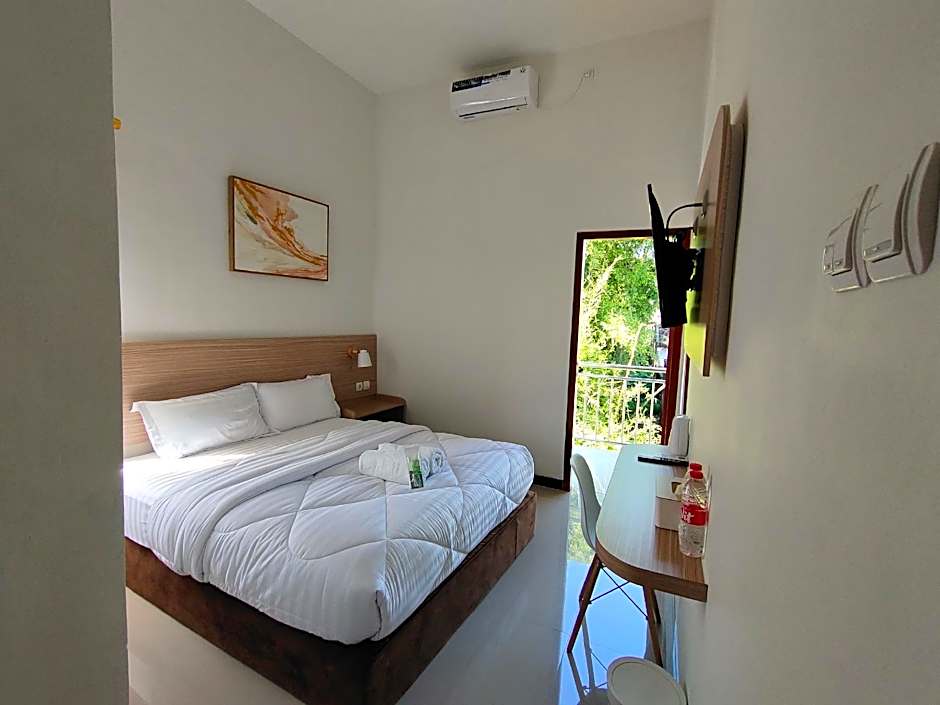 JENGGO Riverside RedPartners Kampung Inggris Pare