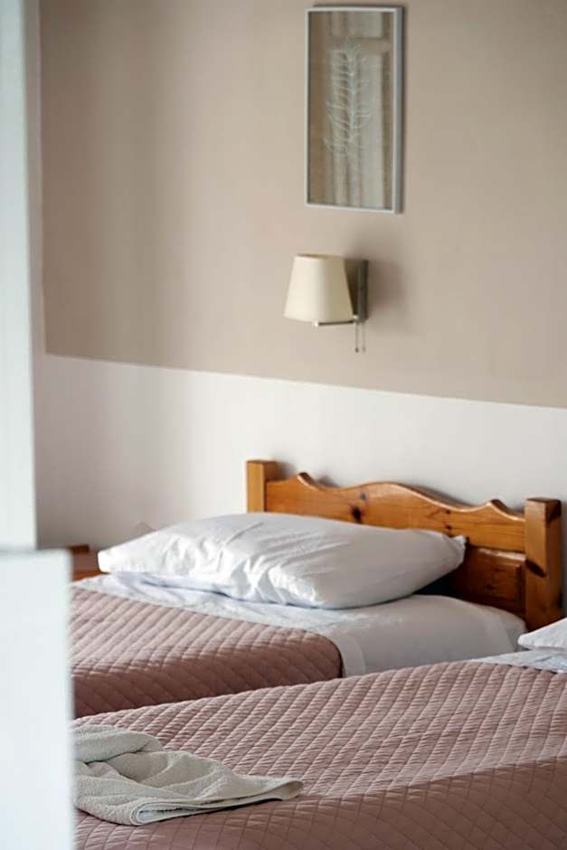 Katsaros Studios & Apartments