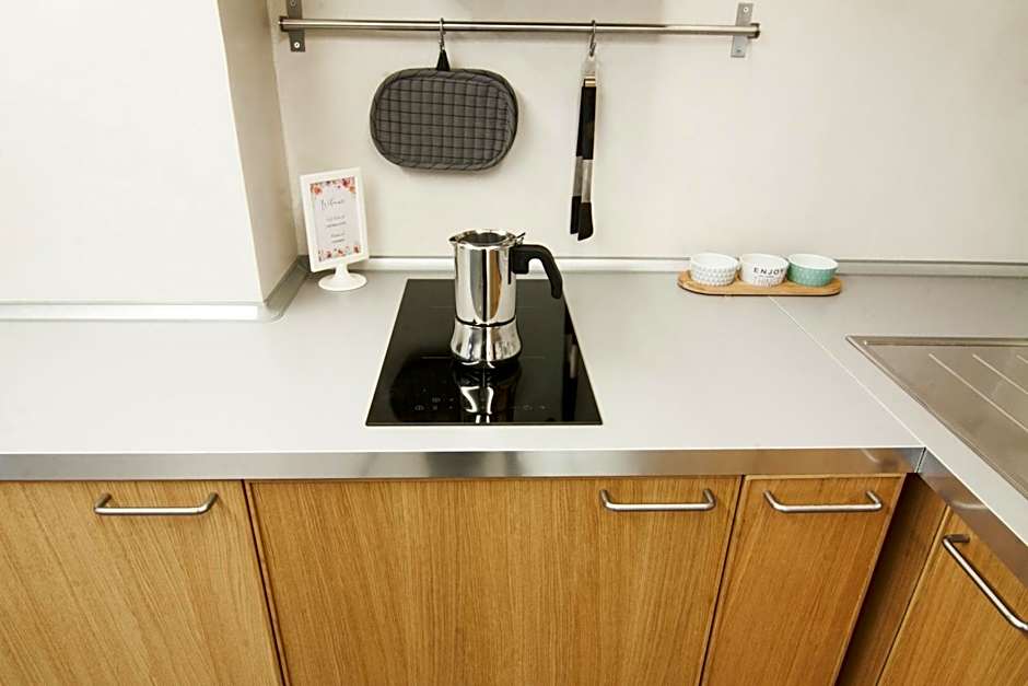 Alessia's Flat - Mac Mahon