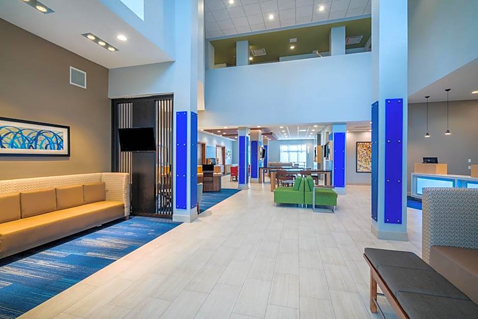 Holiday Inn Express & Suites St Peters By IHG