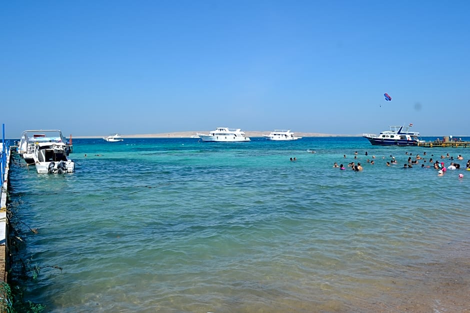 Dexon Roma Hotel & Aqua Park