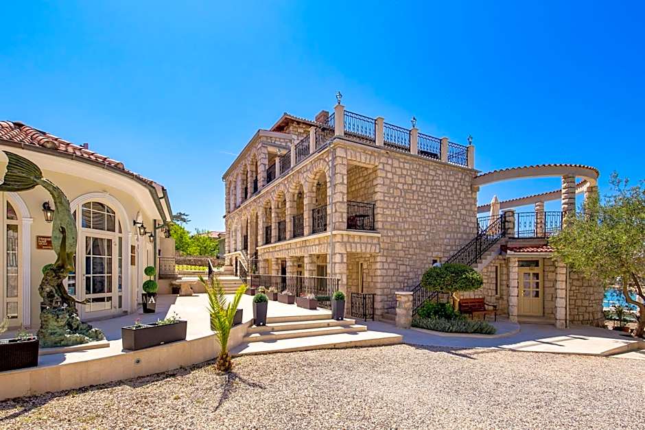 Villas Arbia - Margita Deluxe Beach Hotel