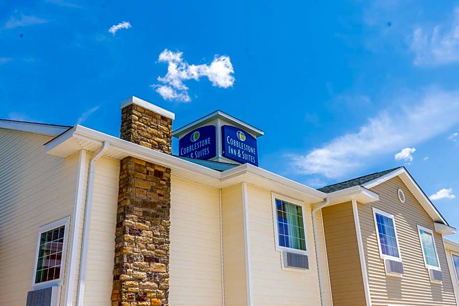 Cobblestone Inn & Suites - Winters