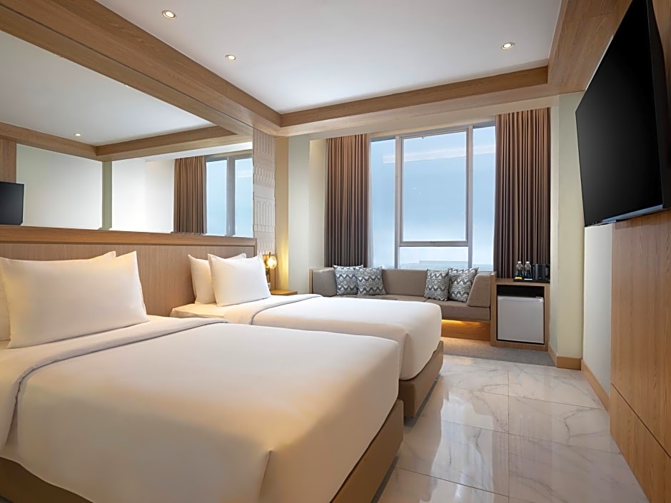 Golden Hill by Golden Tulip