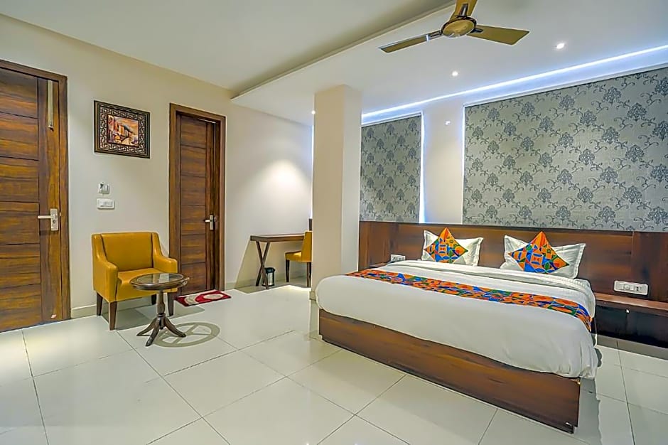 FabHotel Prime Empire