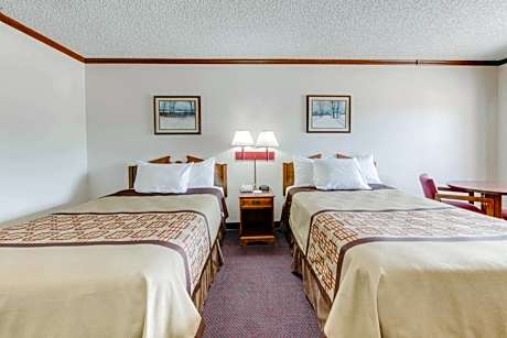 Deluxe Double Room with Two Double Beds - Non-Smoking