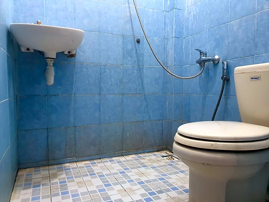 Hotel O Wisma Awal Fajar Syariah Near Mars Gym Bulukumba