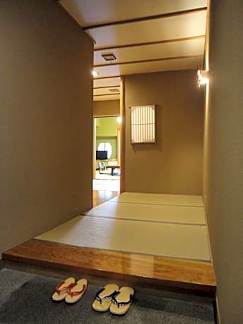 Japanese-Style Twin Room