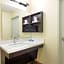 Candlewood Suites Columbia Hwy 63 & I-70 By IHG