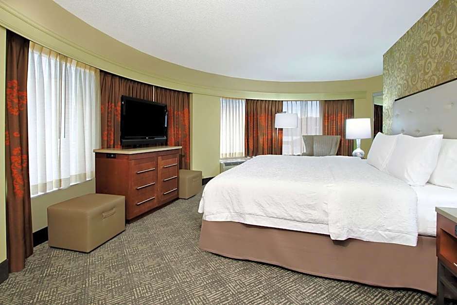 Hampton Inn By Hilton & Suites Columbus-Downtown
