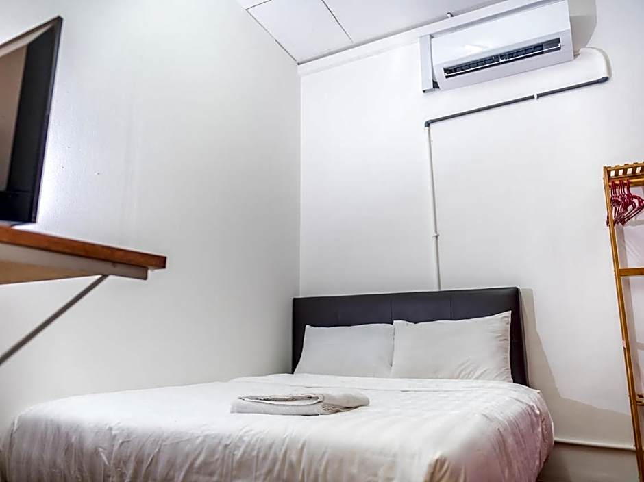 Spot on 89673 Good Friend Hotel