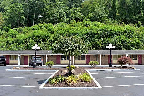 South Hills Motel