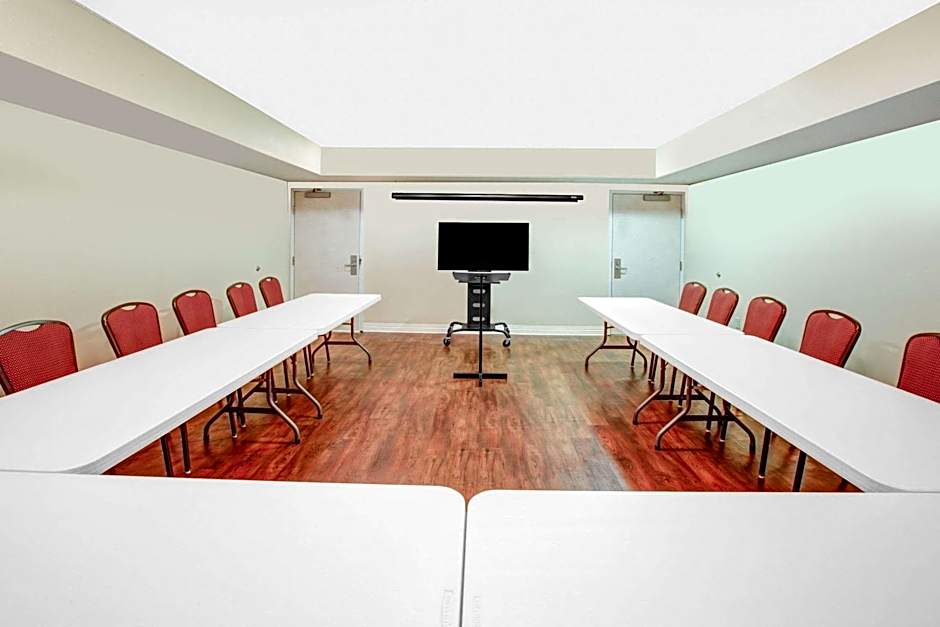 Microtel Inn & Suites By Wyndham Hattiesburg