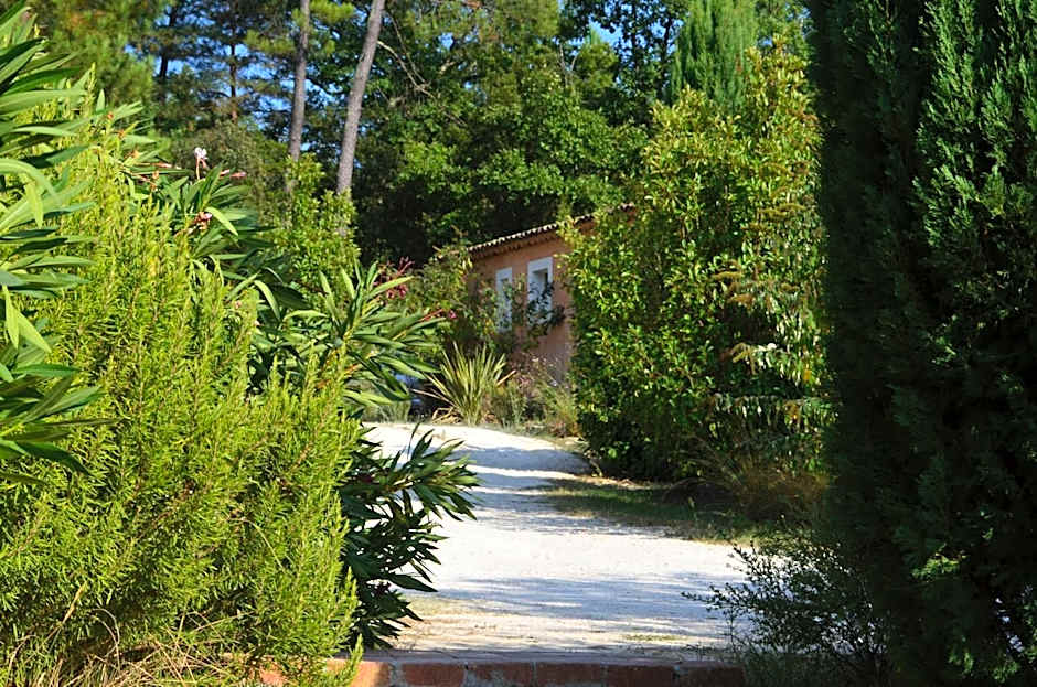 Studios et Gite La Sauvasse