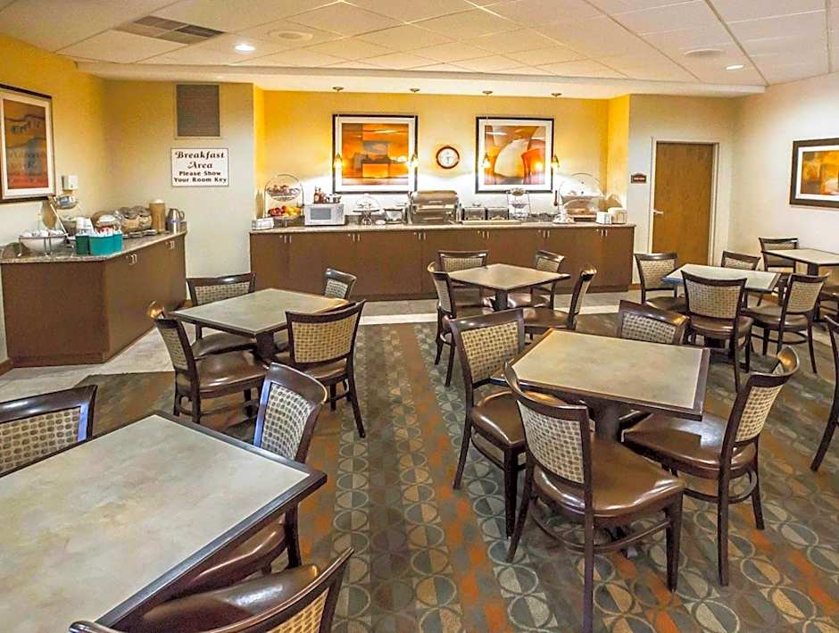 Comfort Inn & Suites