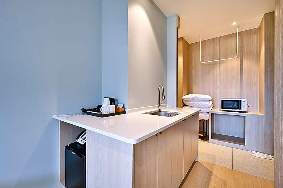 Browndot Signature Hotel