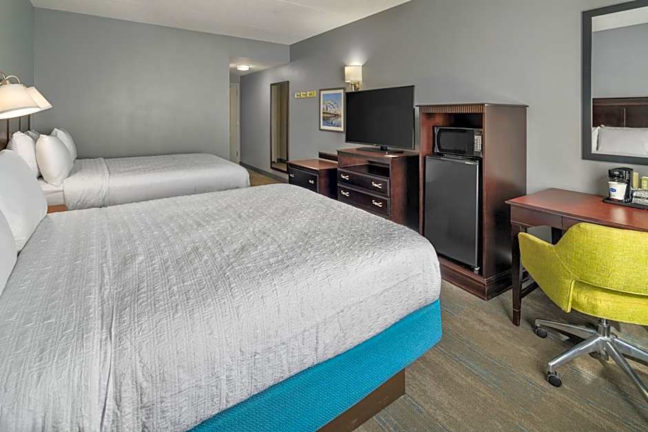 Hampton Inn By Hilton Rochester-Irondequoit