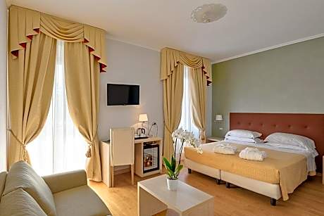 Triple Room with Balcony