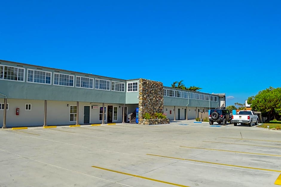 Sea Breeze Inn - San Simeon