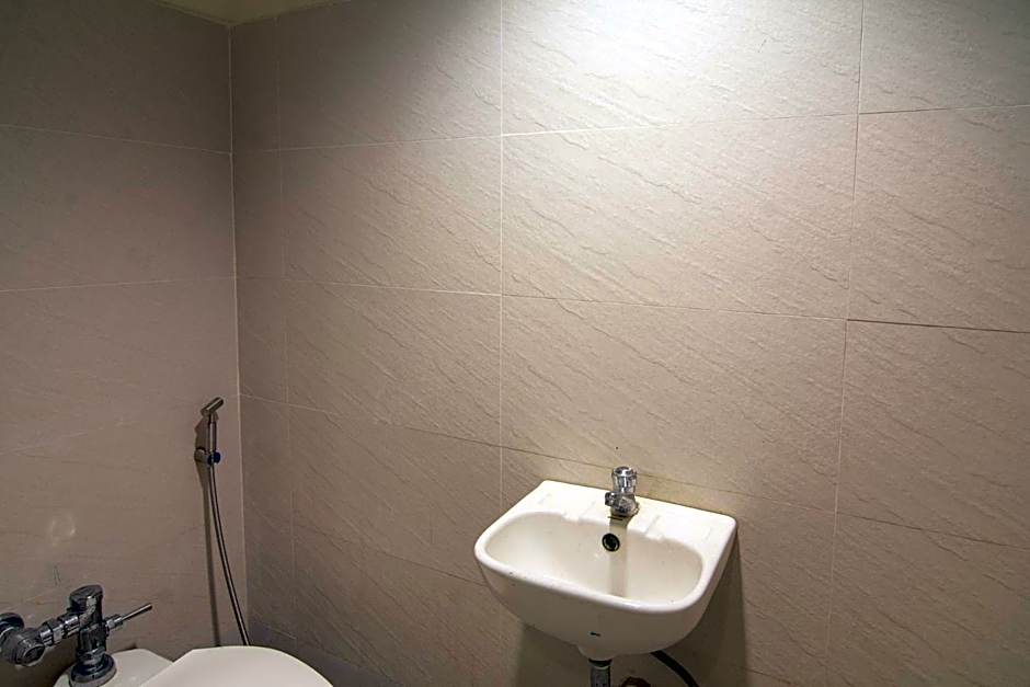 ARK Hostel City Center Manila