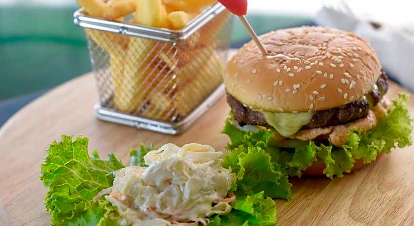 Harrys Hotel, Bar & Restaurant