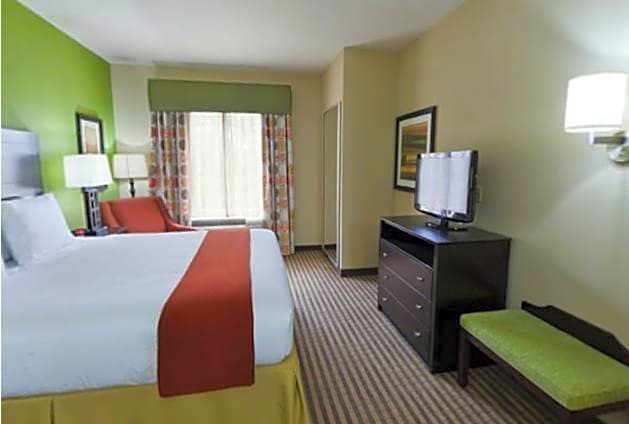 Holiday Inn Express & Suites Maumelle, an IHG Hotel
