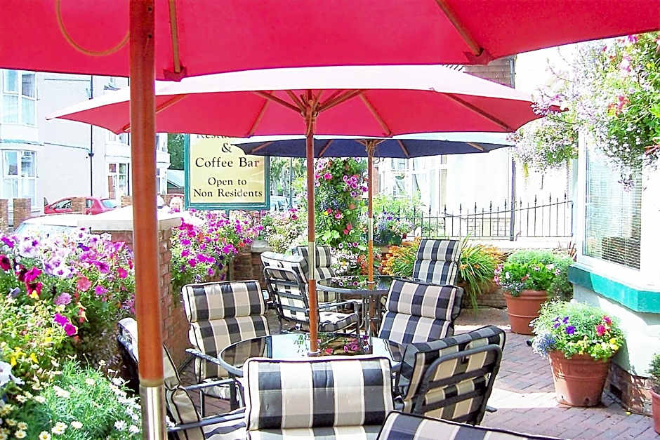 Dovedale Hotel and Restaurant