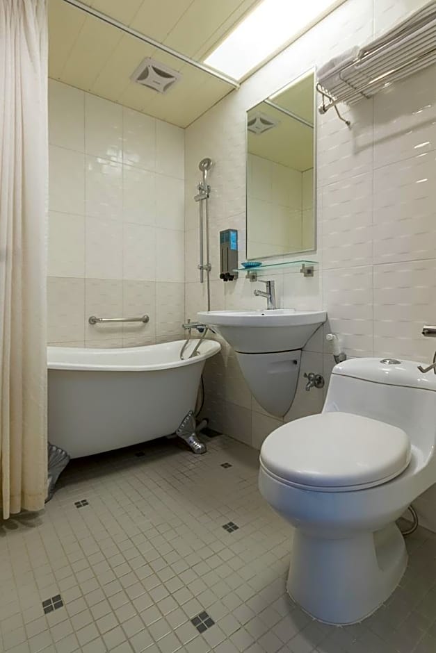 Just Enjoy Business Hotel