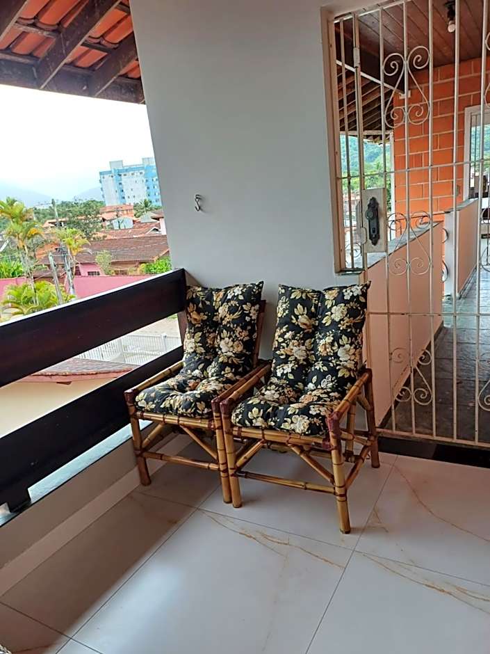 Apto 200m da praia Perequê Açu