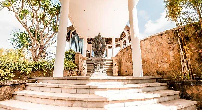 Mahagiri Villas & Spa Dreamland