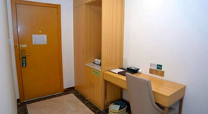 GreenTree Inn Zhongshan West District Fuhua Road Branch