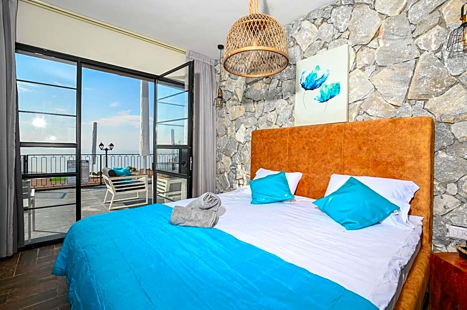 הודולה - וילות נדירות עם בריכות מחוממות פרטיות ונוף מושלם לכנרת