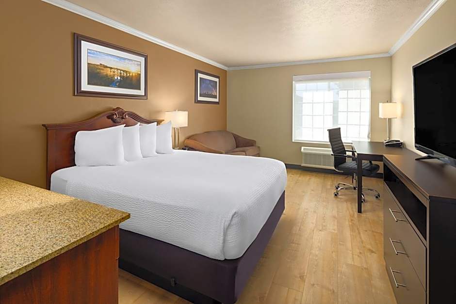 Ramada by Wyndham Moses Lake