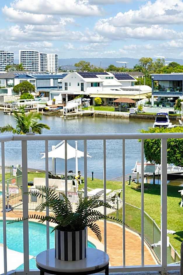 Pelican Cove Waterfront Apartments