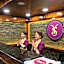 Sumitel Hotel 500 meters from Mall Road